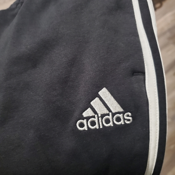 Men's Adidas Joggers - Picture 7 of 7